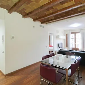 Girona 108 , Barcelona Hiszpania