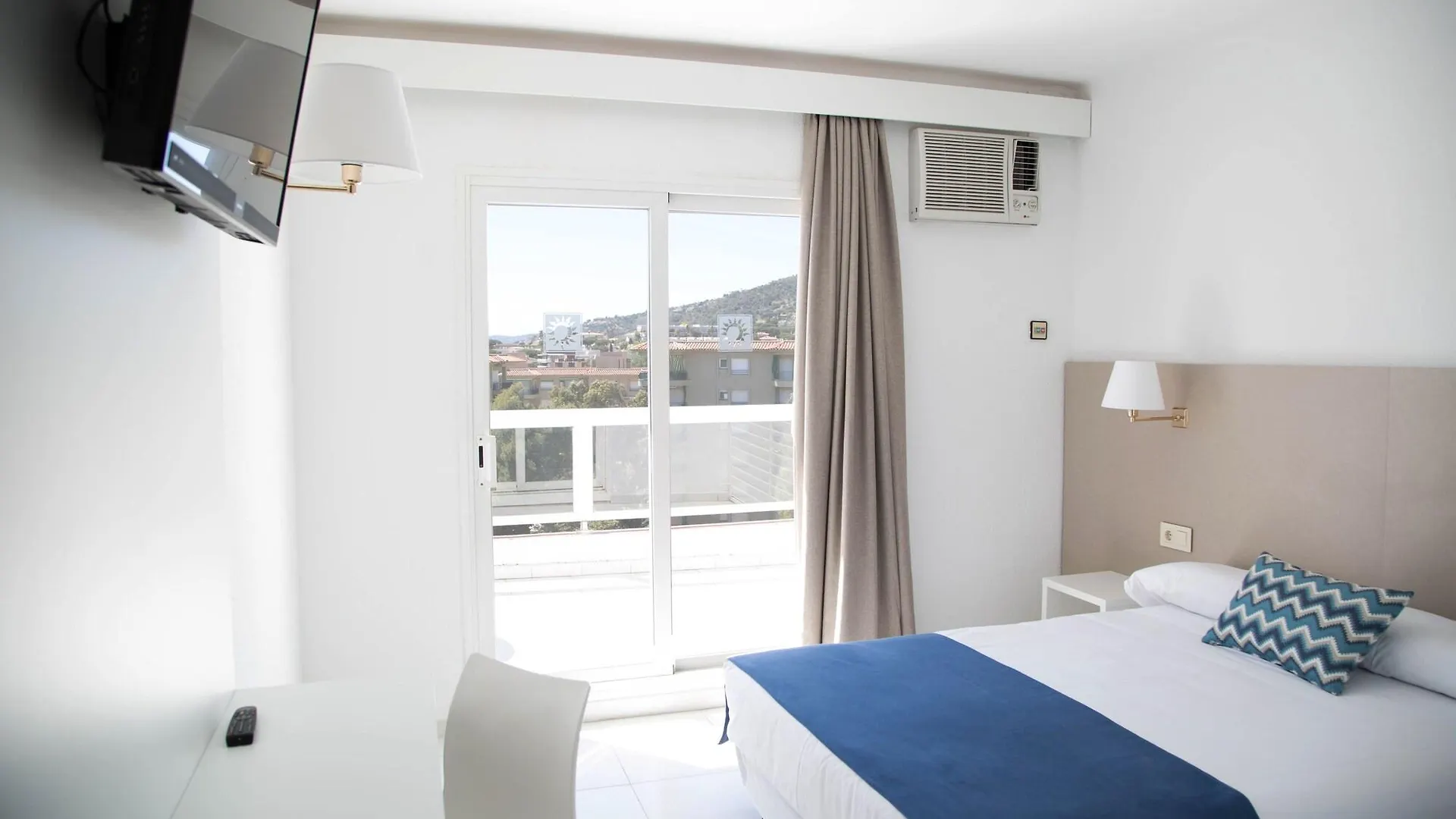 **** Hotel Htop Caleta Palace #Htopbliss Castell-Castell-Platja d'Aro Espagne